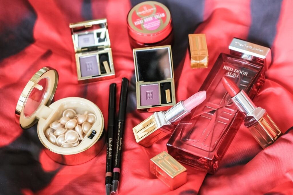 Elizabeth Arden Cánh Cửa Đến Với Nhan Sắc