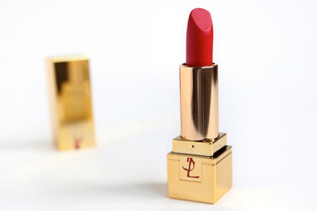 ysl-rouge-pur-couture-lipstick-in-le-rouge-630x420