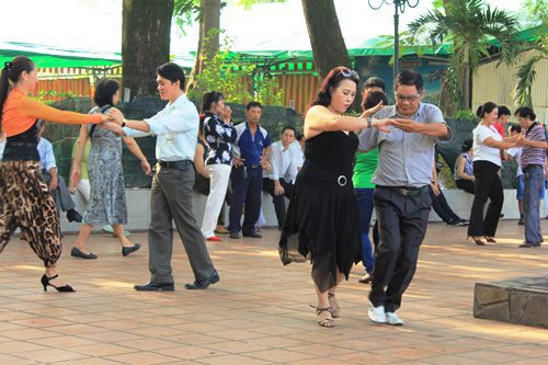 Phong trao khieu vu ren luyen suc khoe o Sai Gon 1