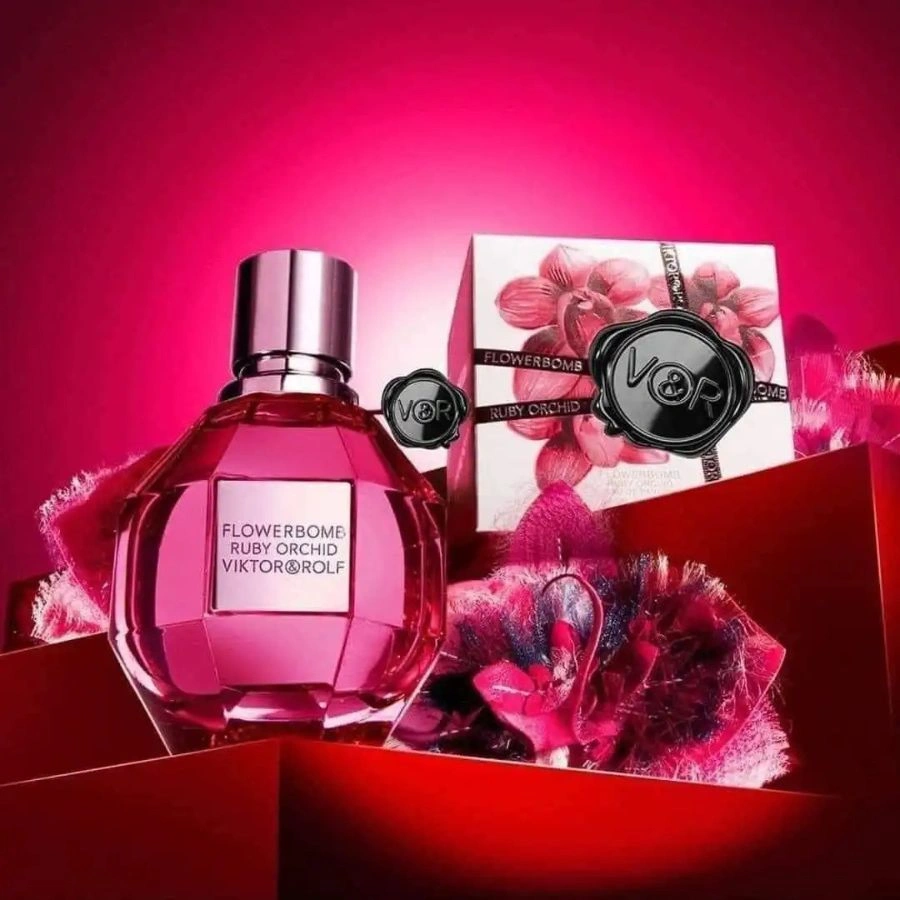 Viktor & Rolf Flowerbomb Ruby Orchid