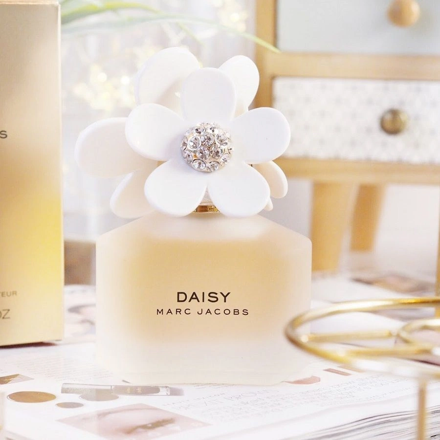 Marc Jacobs Daisy